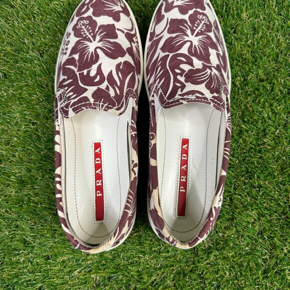 Prada Floral Burgundy and White Loafers - Picture 4 of 9